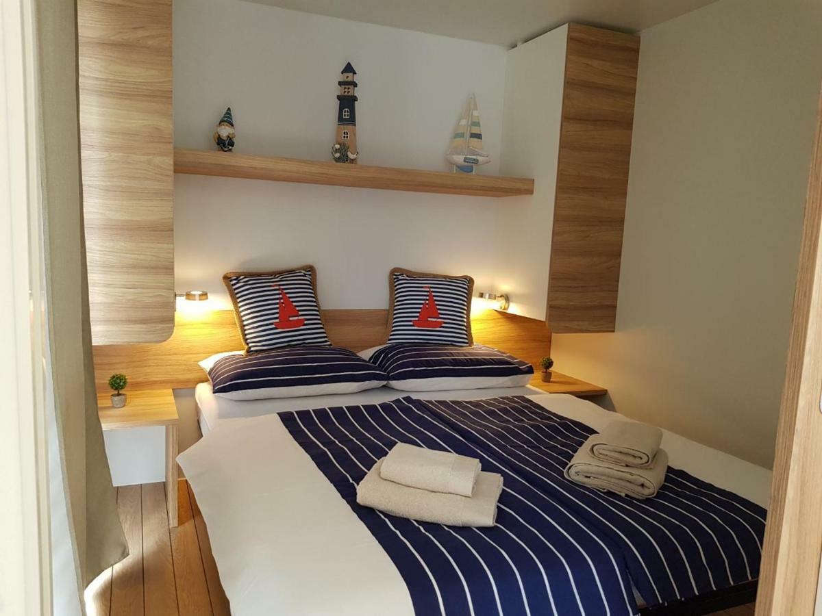 Mobile Home Biograd Na Moru Gapi House Zewnętrze zdjęcie